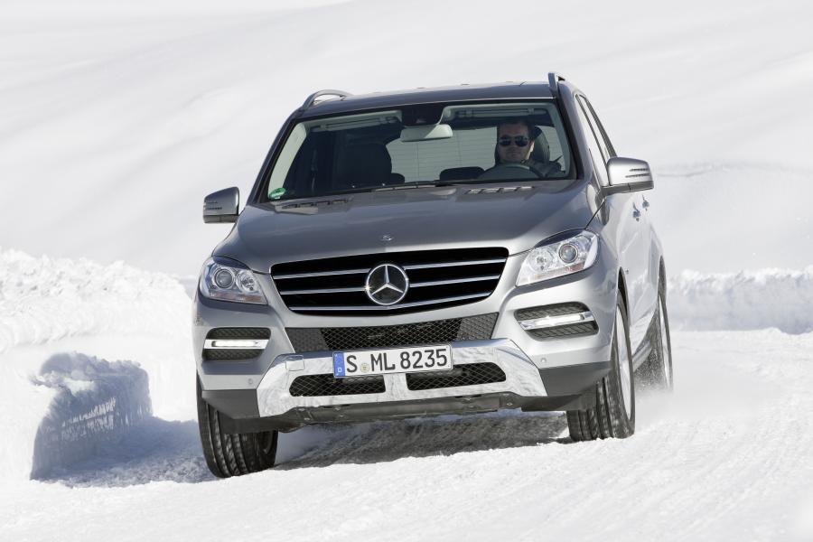  Mercedes-Benz ML350 4Matic 2012 года  (фото 11 из 26)